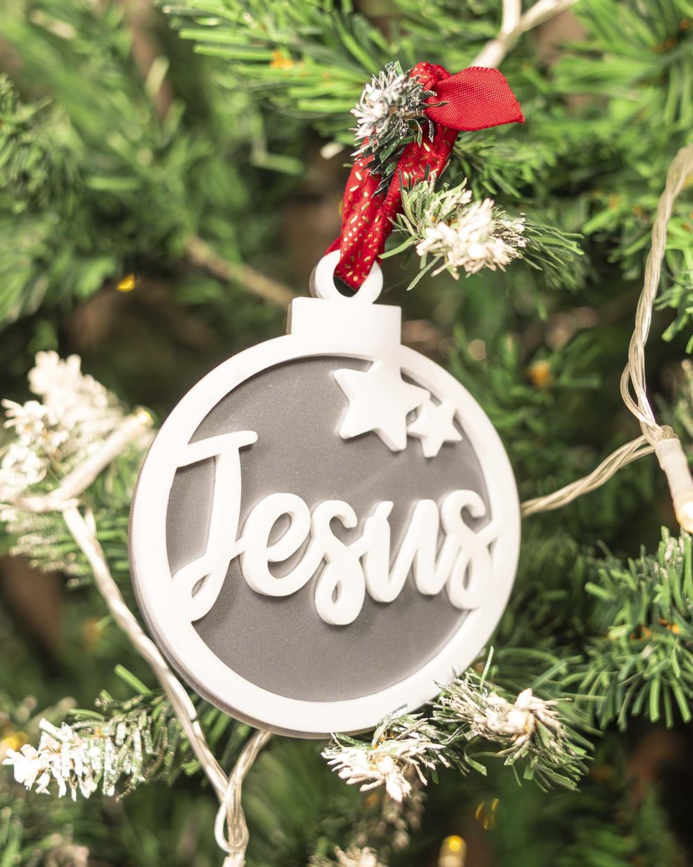 Bola de navidad con estrellas personalizada